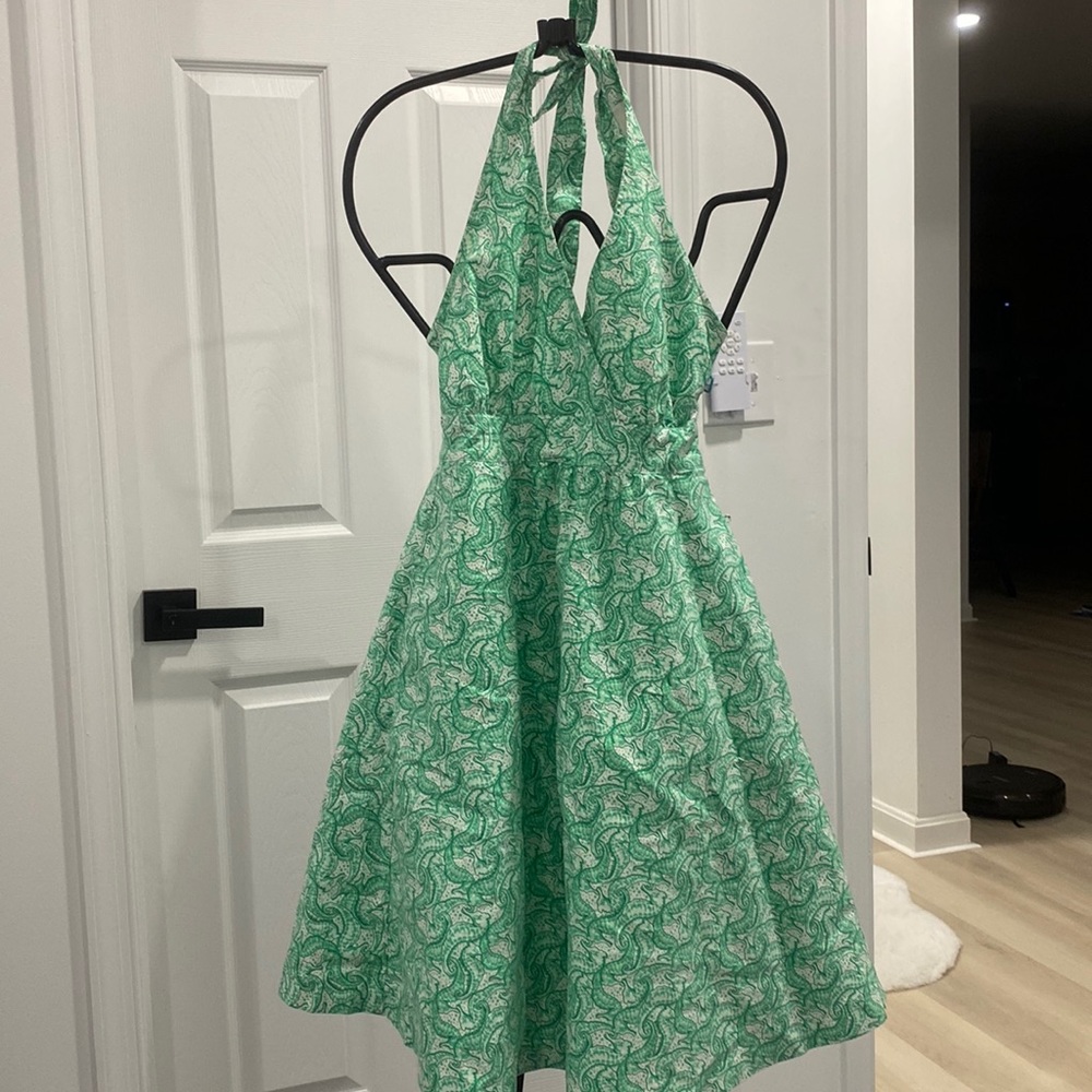 Vineyard Vines green white Halter Dress Size 4 seahorse pockets!!
